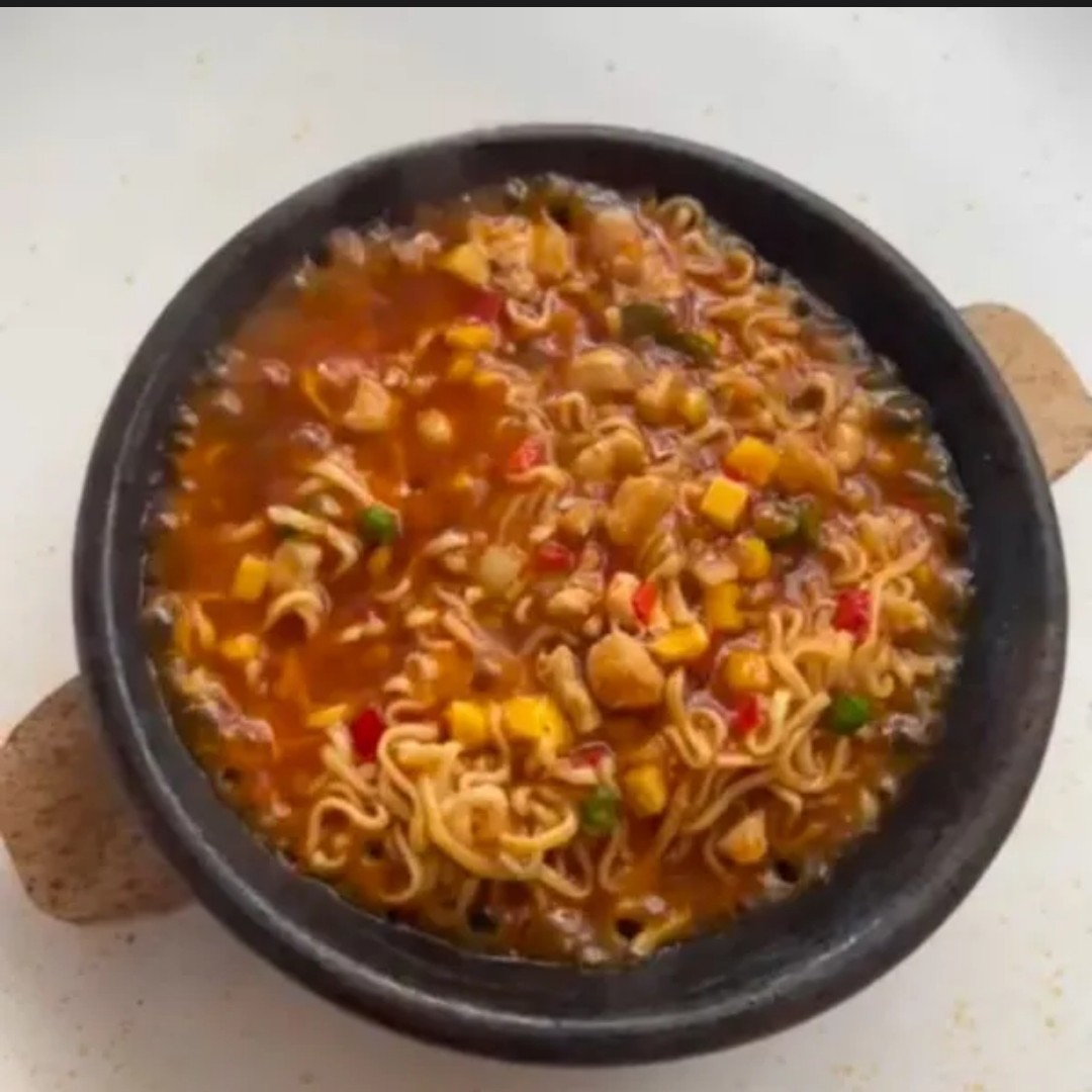 Mie Bakar Saus Padang