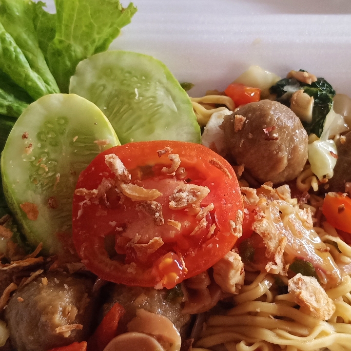 Mie Becek Bakso