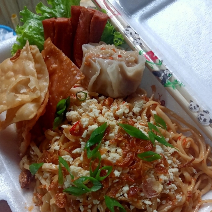Mie Cetar Exstra Dinsum