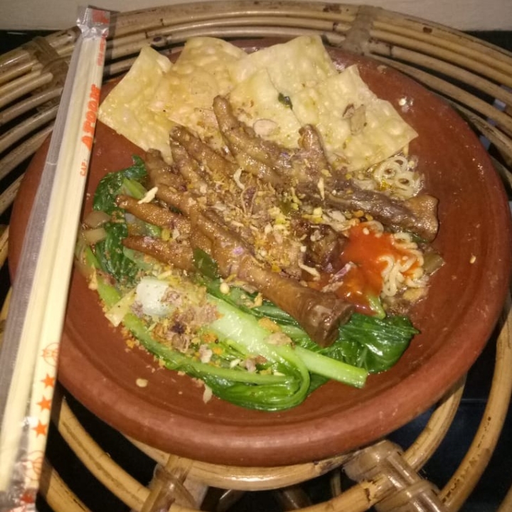 Mie Cobek Ceker 