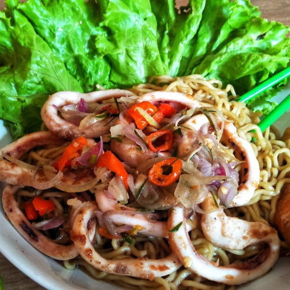 Mie Cumi Sambal Matah
