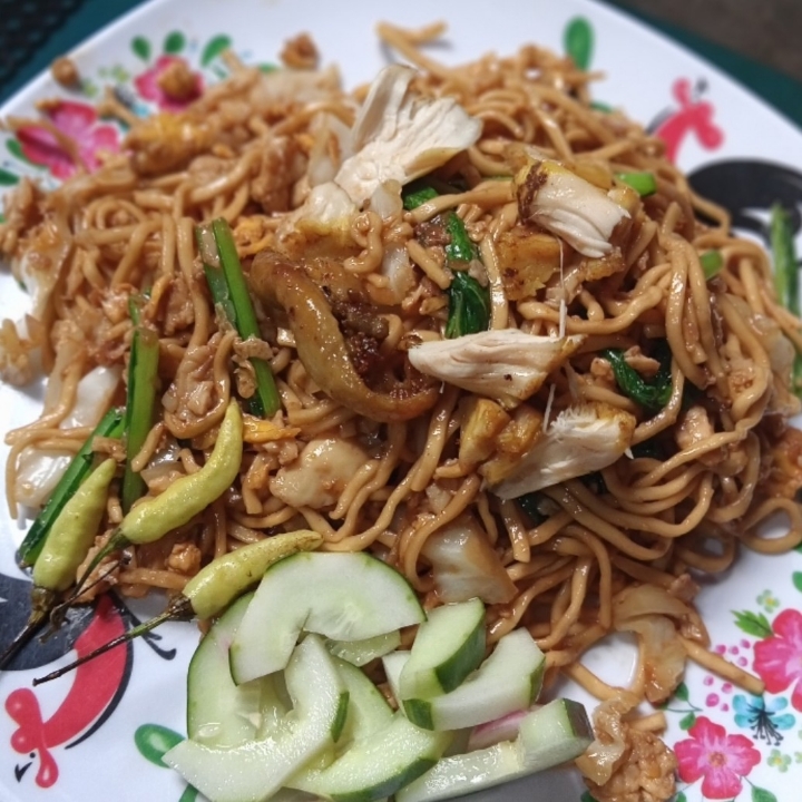 Mie Duk Duk Topping Ayam Dan Bakso Pak 