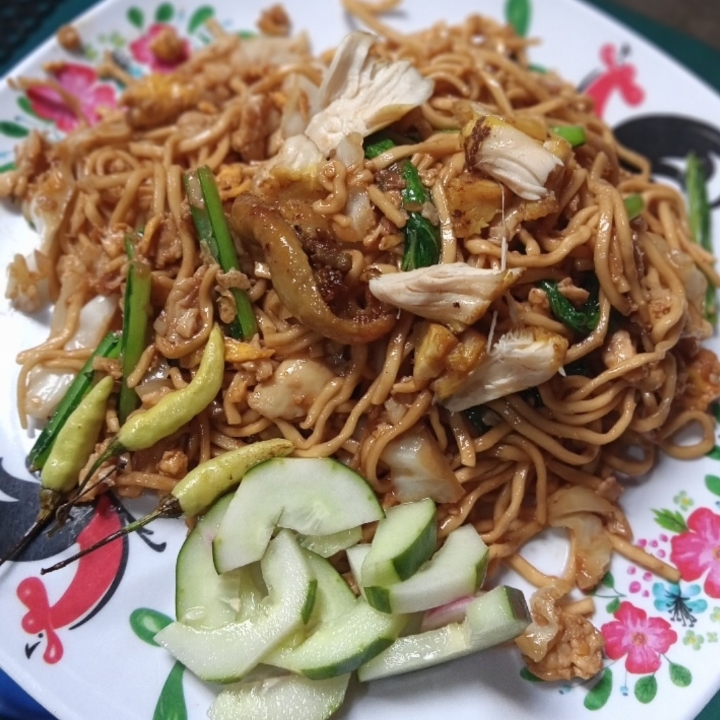 Mie Duk Duk Topping Ayam Suir