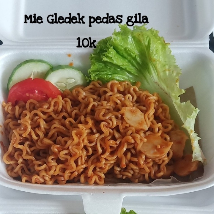 Mie Gledek Pedas Gila 