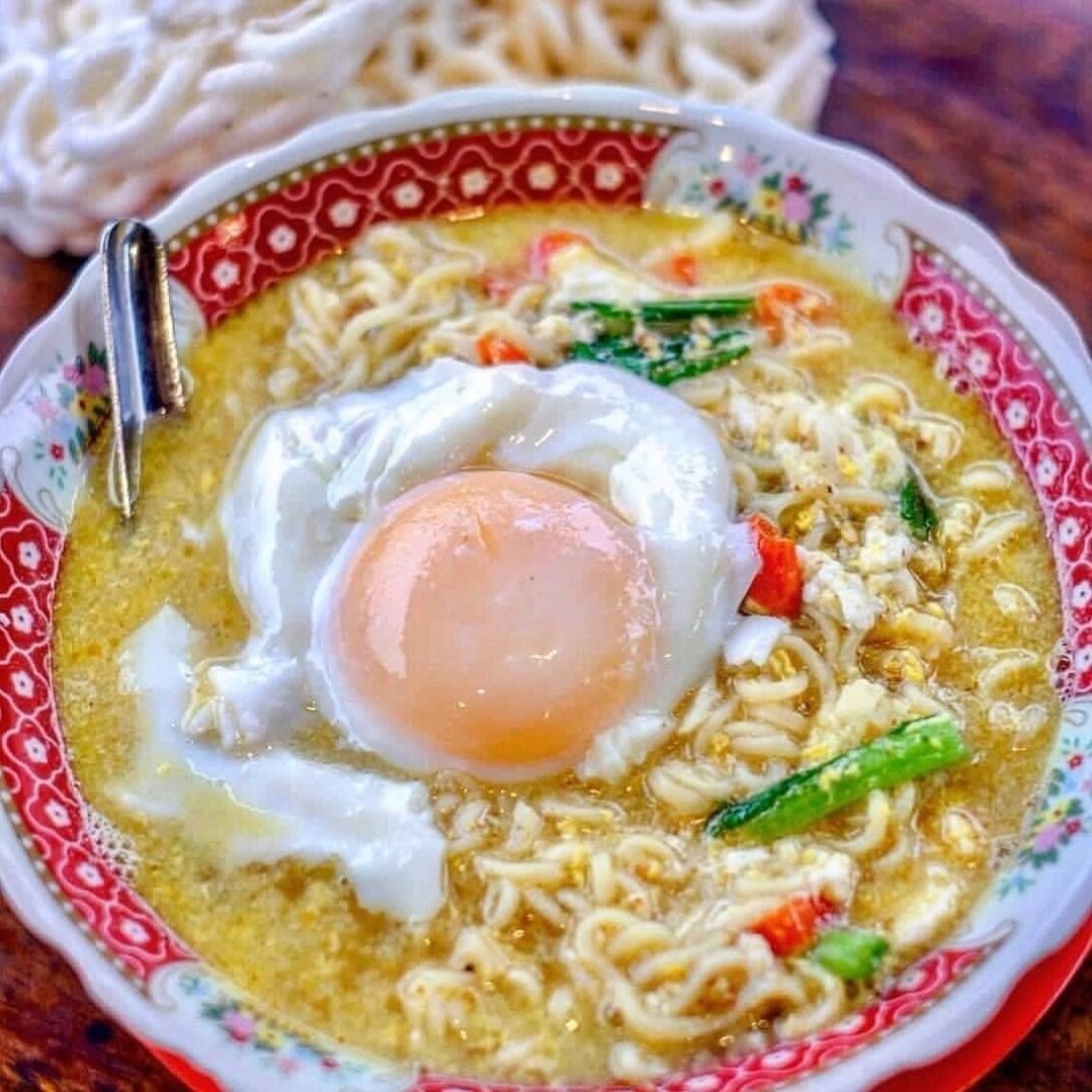 Mie Goreng Atau Rebus