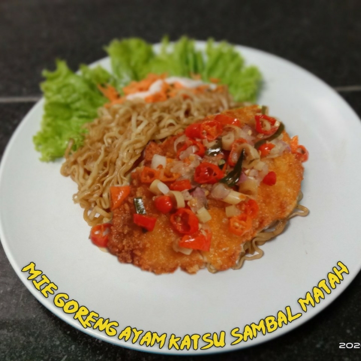 Mie Goreng Chicken Katsu Sambal Matah