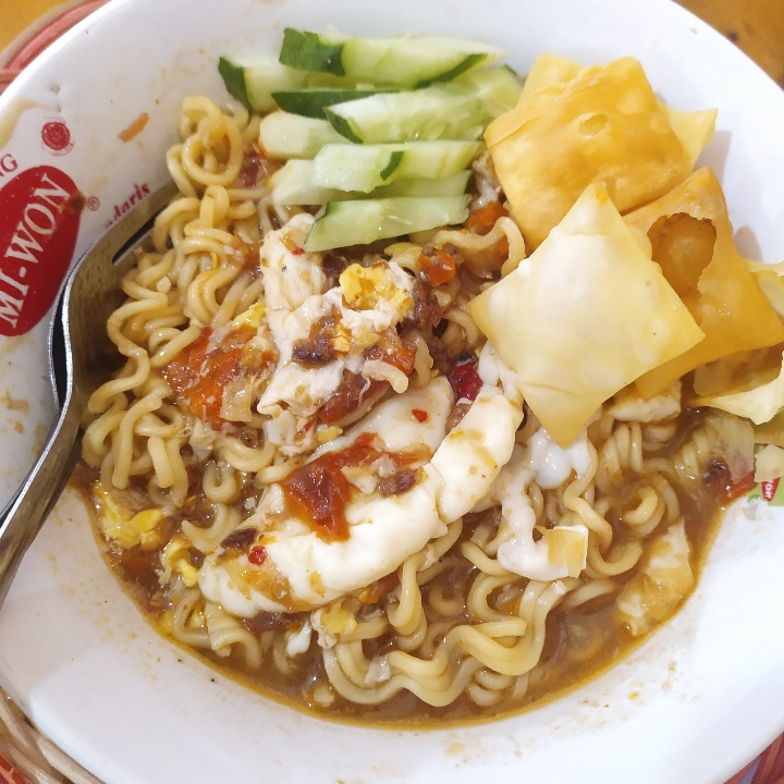 Mie Goreng Kuah Sambal Khaha