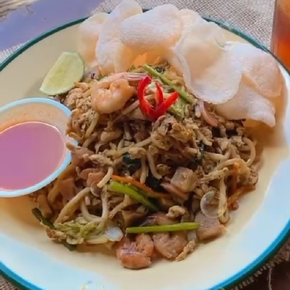 Mie Goreng Saung