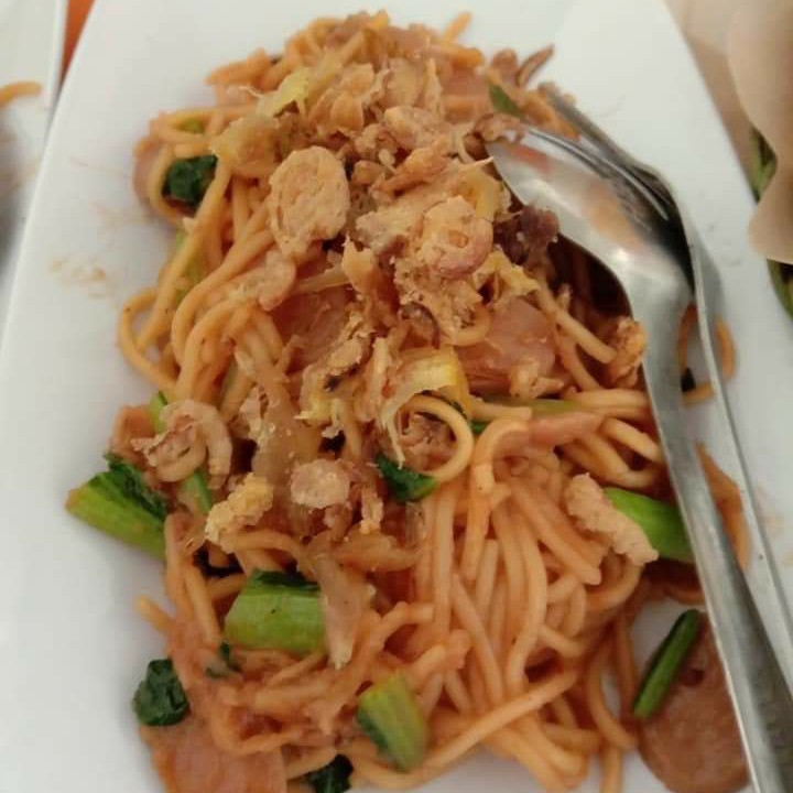 Mie Goreng Sosis Sayur