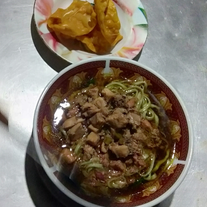 Mie Hijau Ayam Pangsit