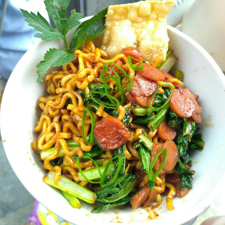 Mie Huhah