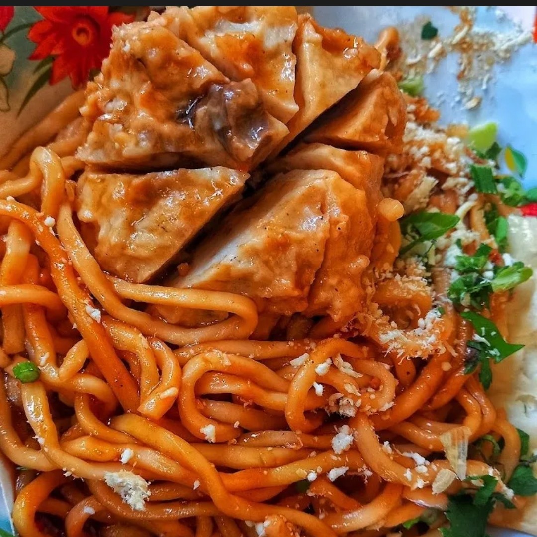 Mie Jeubew Bakso