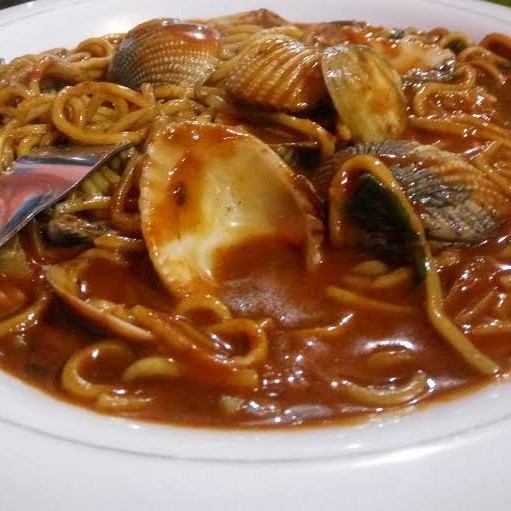 Mie Kerang Rebus