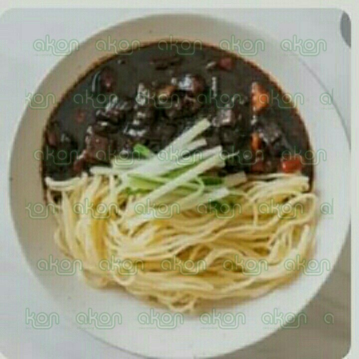 Mie Korea Saus Hitam Telur