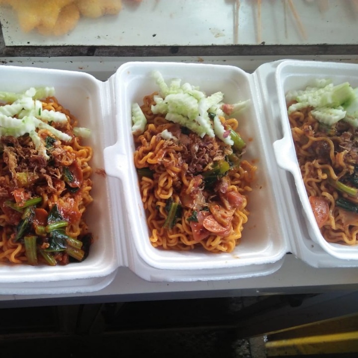 Mie Korean Saos Pedas