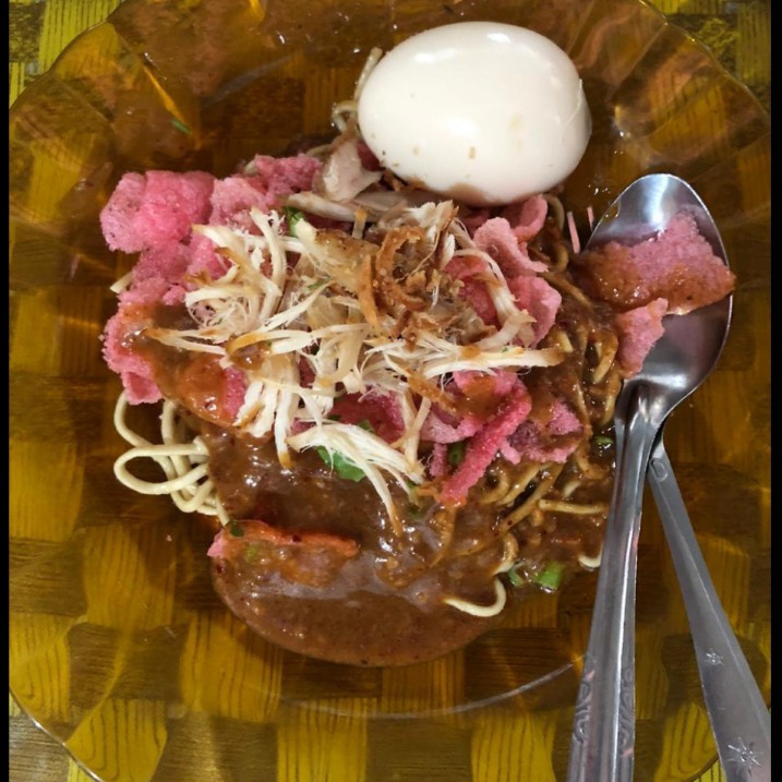 Mie Kuah Kacang