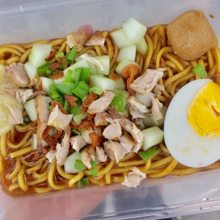 Mie Naga Level Mampuss