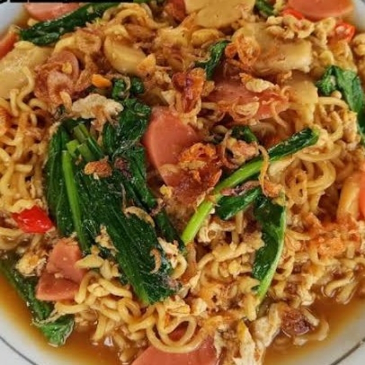Mie Nyemek 