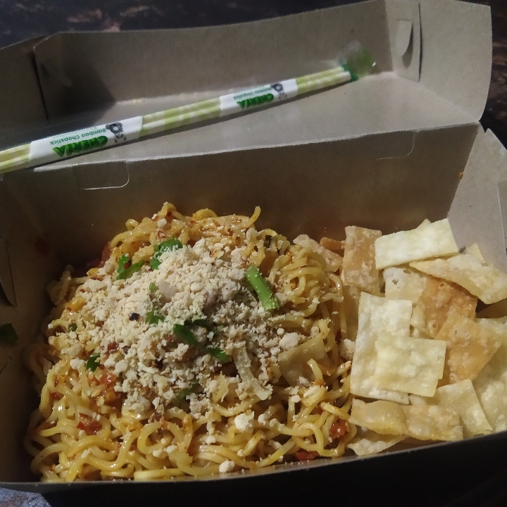 Mie Happy 4