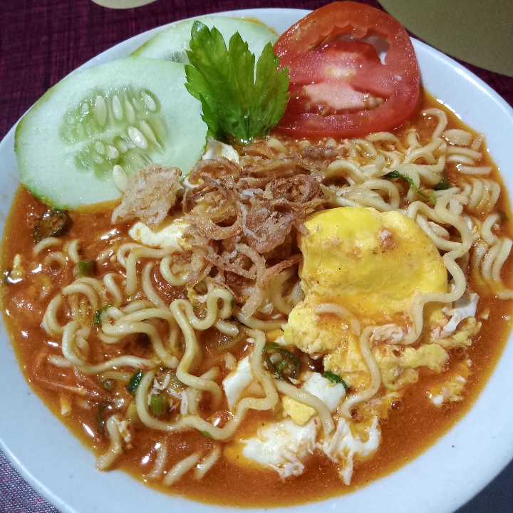 Mie Rebus