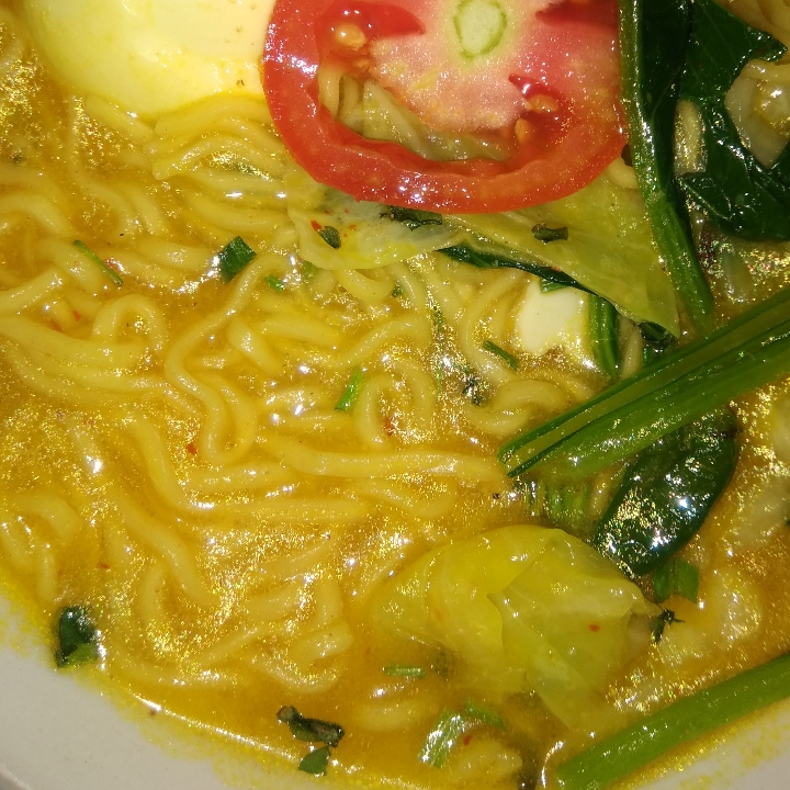 Mie Rebus
