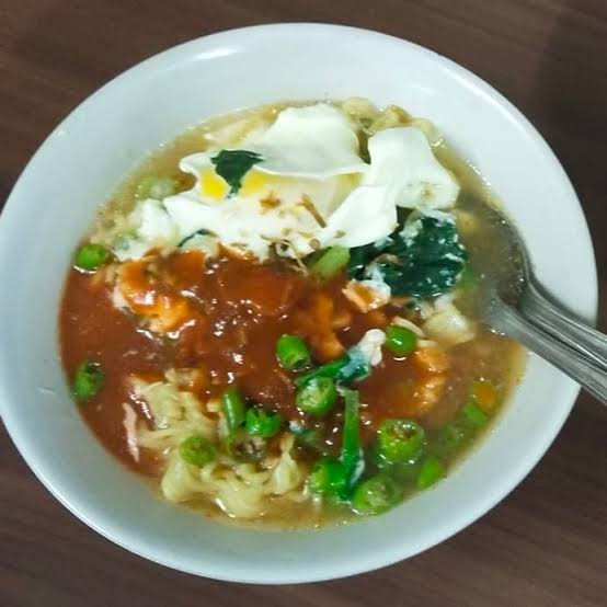 Mie Rebus