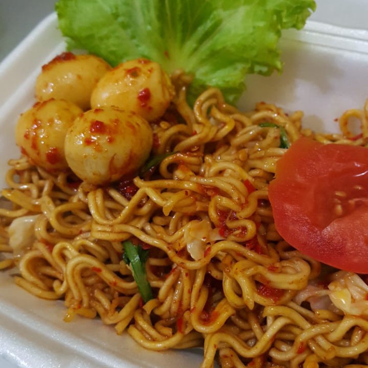 Mie Setan