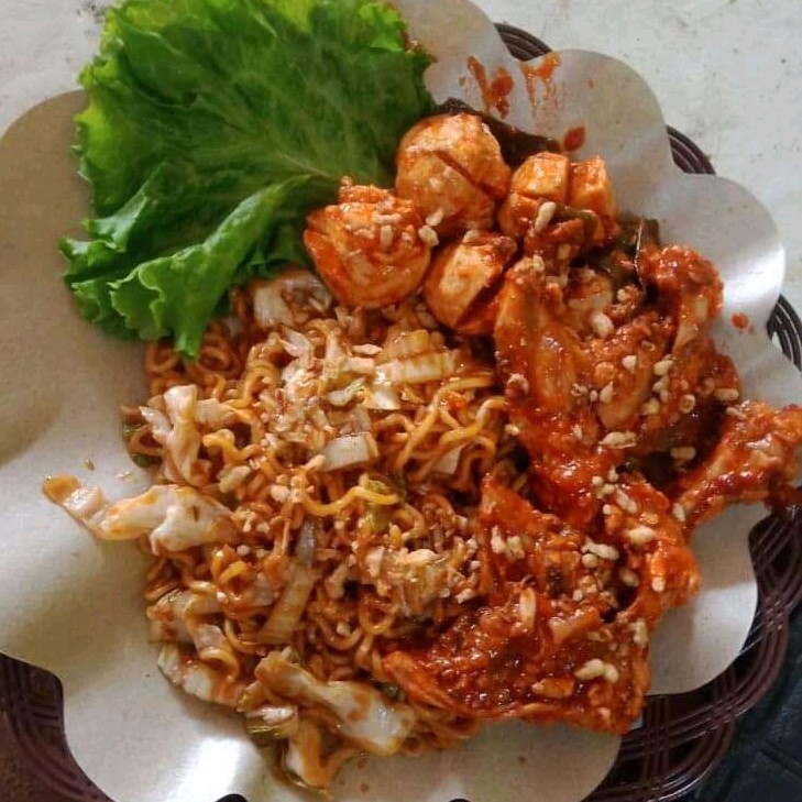 Mie Setan Bastul