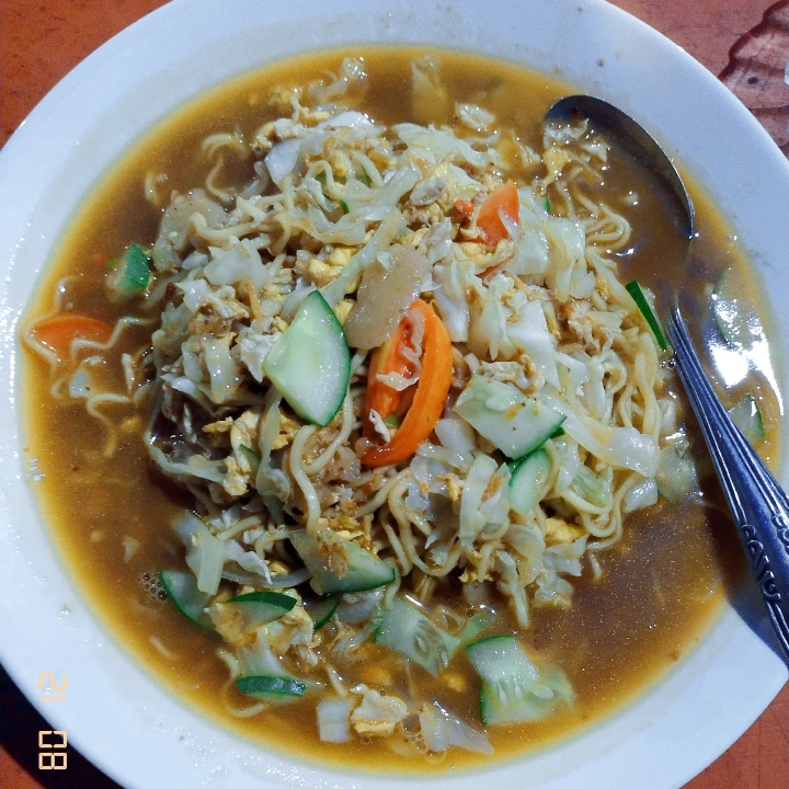 Mie Tek Tek Kuah