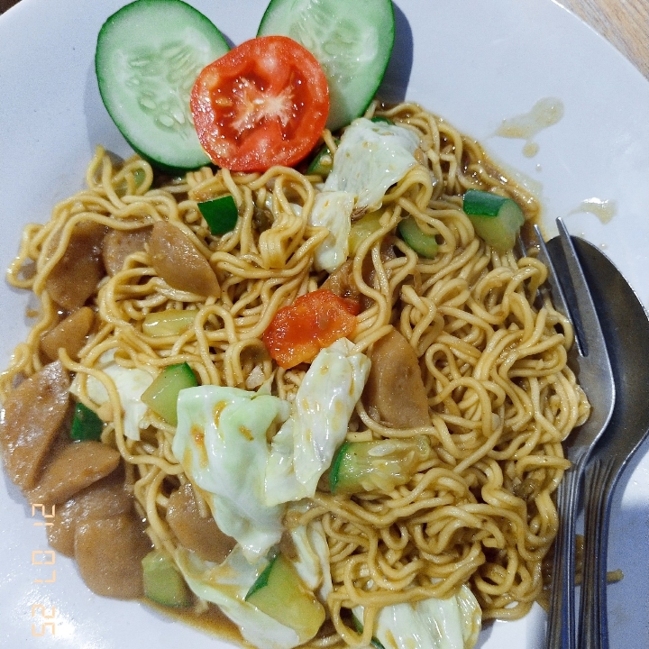 Mie Tek Tek Goreng