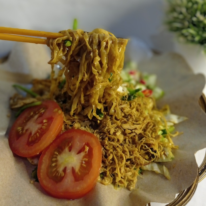 Mie Tek-Tek Goreng Tia