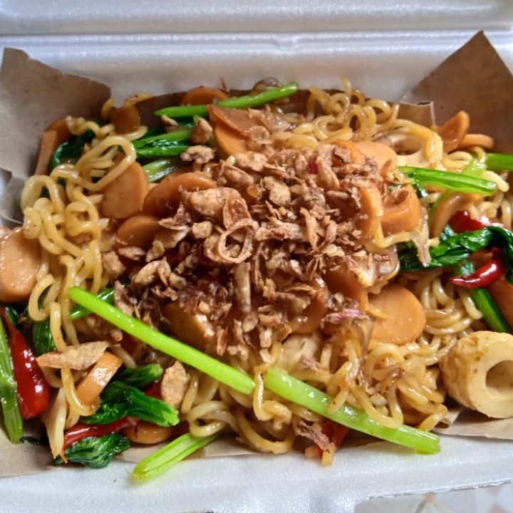 Mie Tumis 