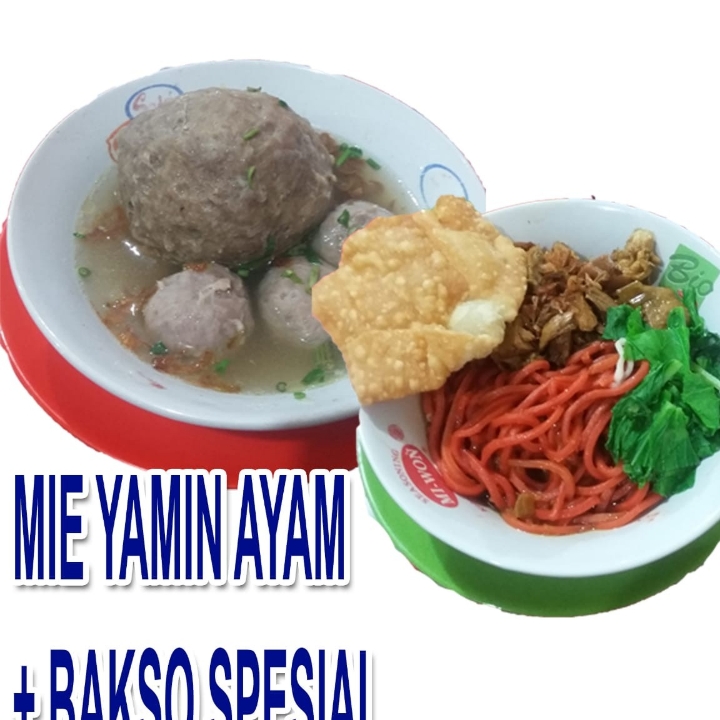 Mie Yamin Ayam Bakso Spesial Isi Urat