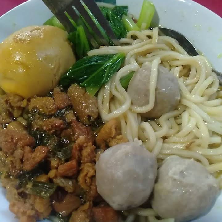 Mie ayam Komplit