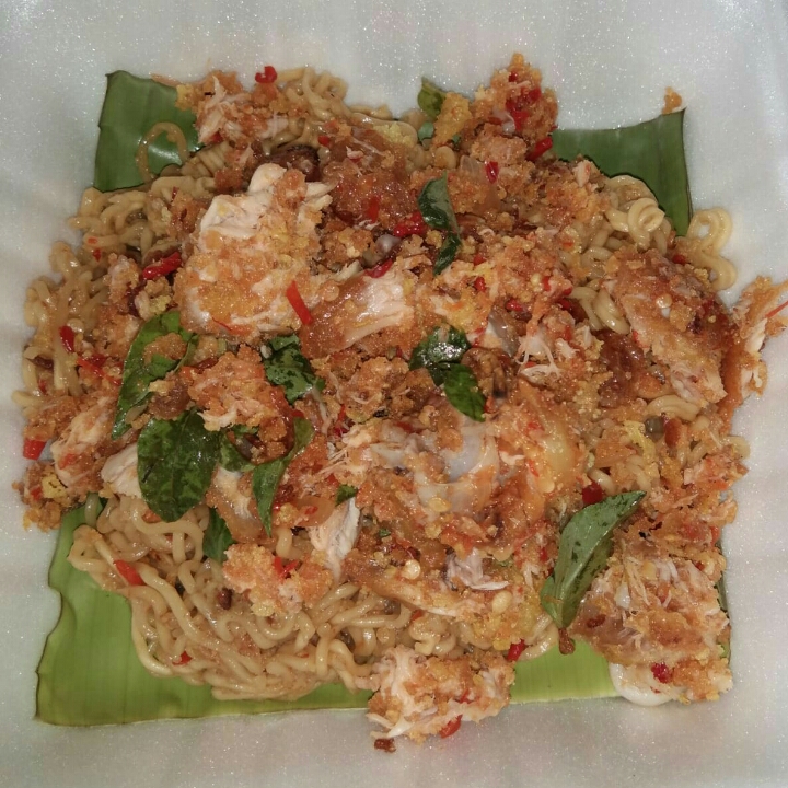 Mie ayam geprek