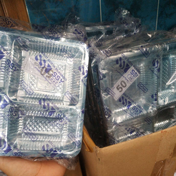 Mika sekat 4 untuk kotak nasi R8 50pcs 2