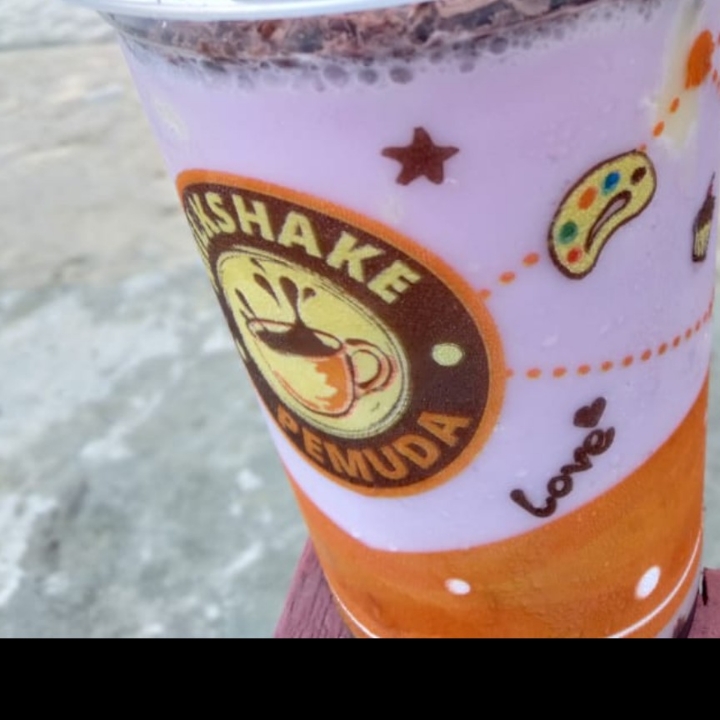 Milkshake Blackurent