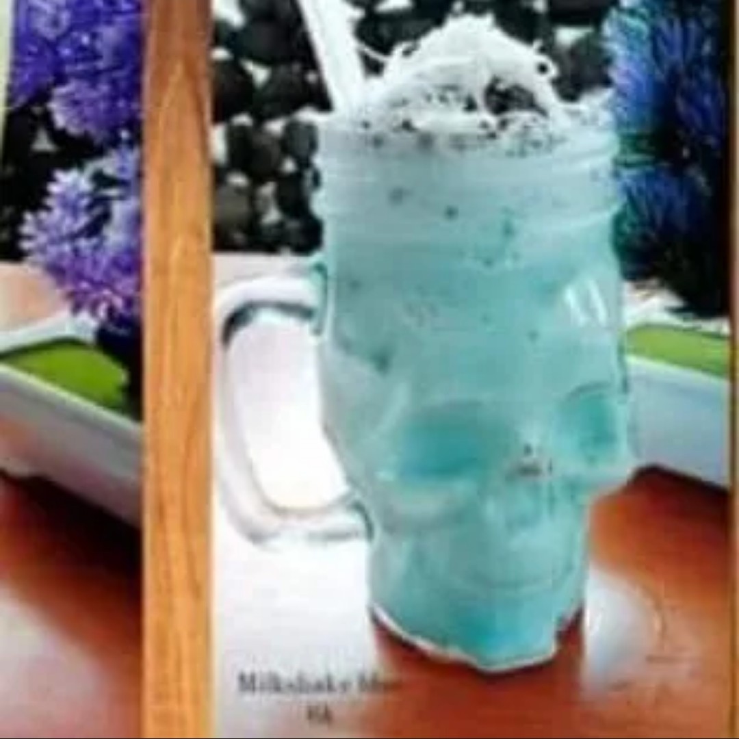 Milkshake Blue