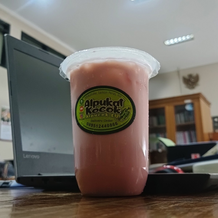 Milkshake Red Velvet 