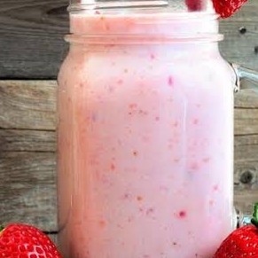Milkshake Strawberry Dingin