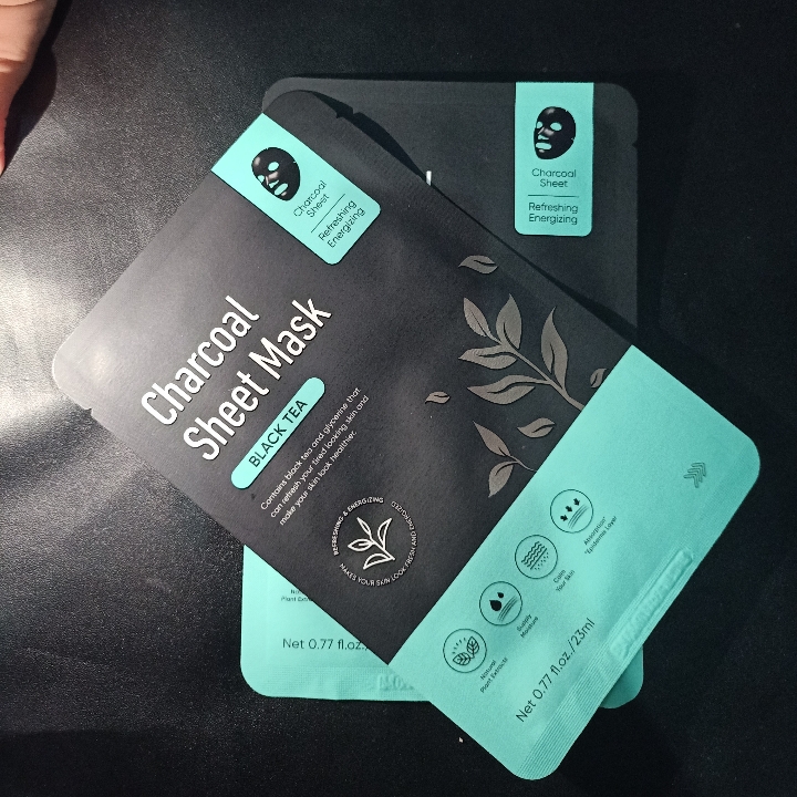 Miniso Charcoal Masker