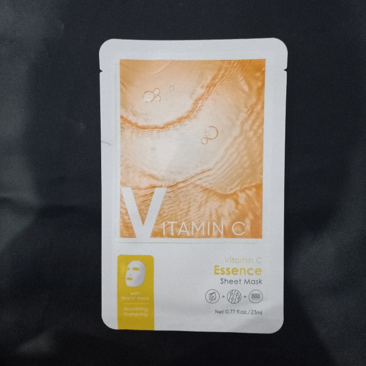 Miniso Masker Vit C 3