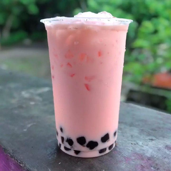 Minuman Pop Ice rasa Strawberry Topping Boba