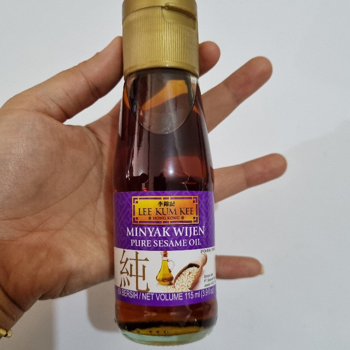 Minyak Wijen Lee Kum Kee