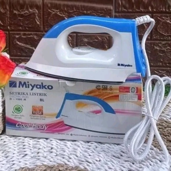 Miyako Setrika El-1000 M BL