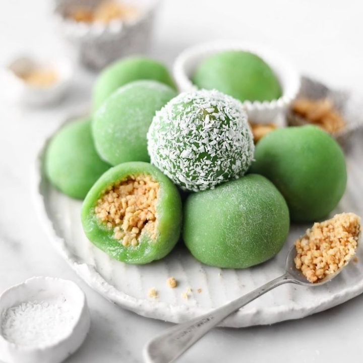 Mochi Pandan Kacang Tanah Isi 8