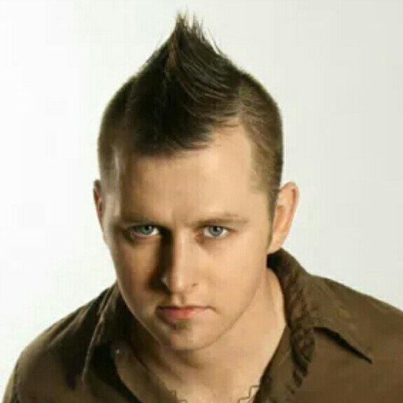 Model Rambut Classic Faux Hawk
