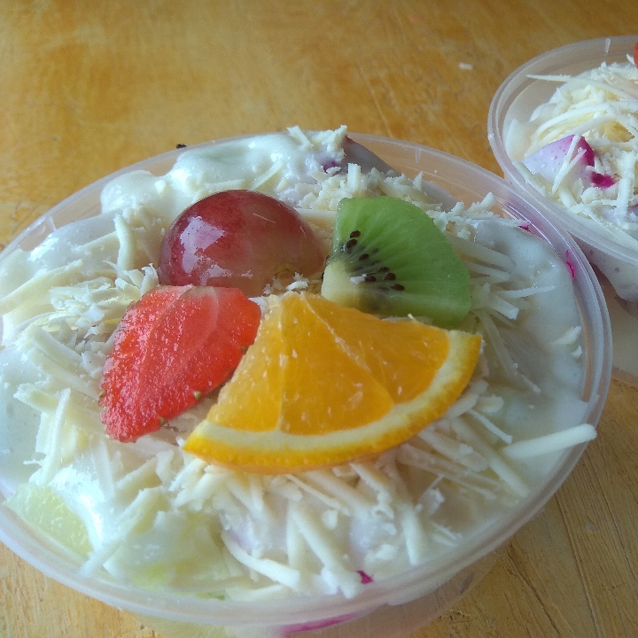 Momo Salad Premium Kecil 400ml