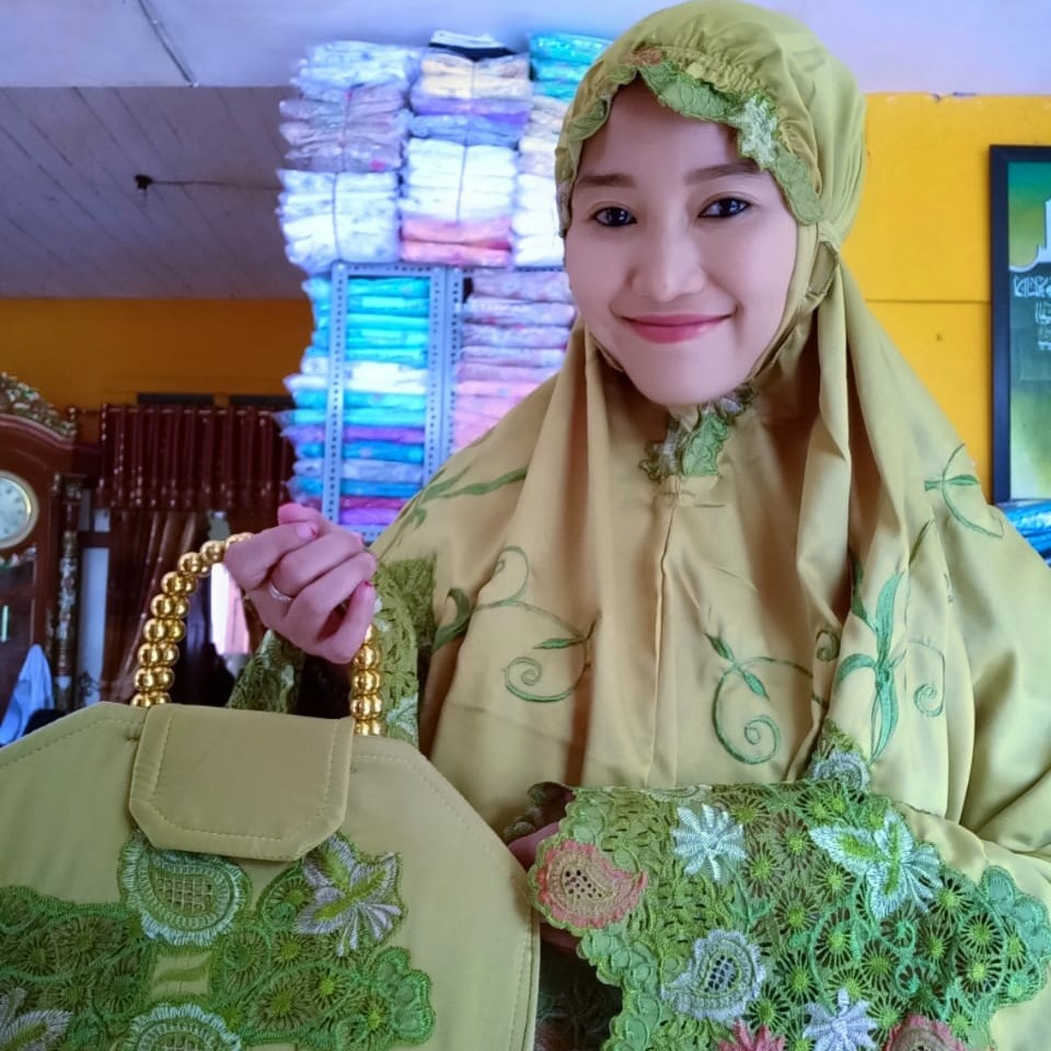Mukena Azizah Terbaru 4