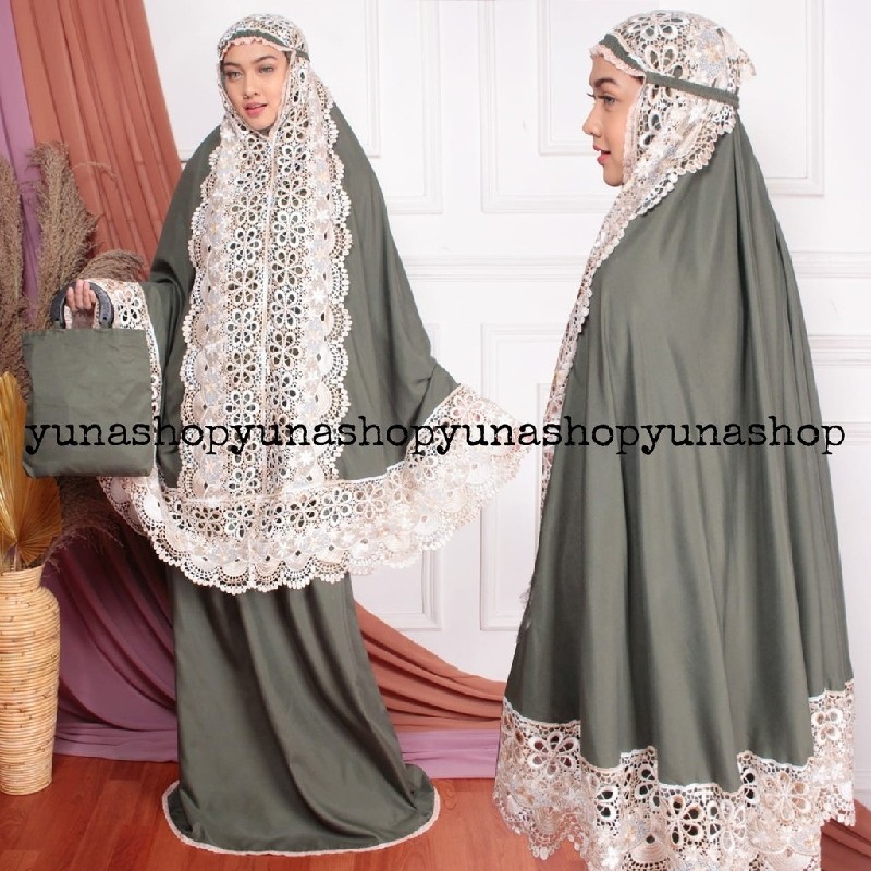 MUKENA MUSLIMAH